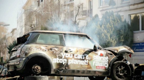 planet Burning Car1 555