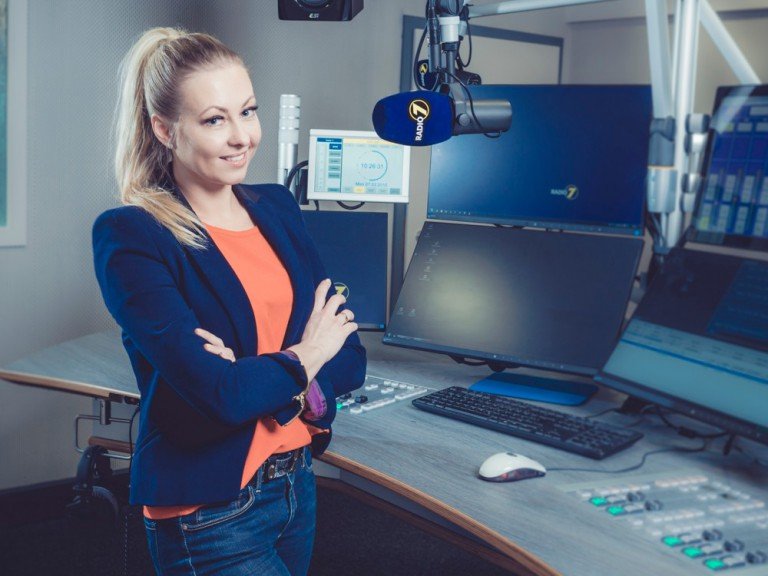 Anastasia Müller im Studio. Foto: Radio 7