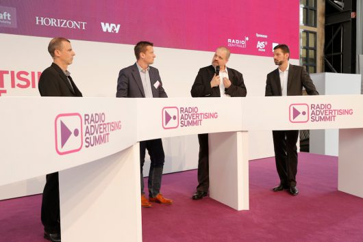 Helmut van Rinsum (Fachmoderation), Stefan Uhl (Starcom MediaVest), Uwe Storch (Ferrero), Oliver Adrian (AS&S Radio)