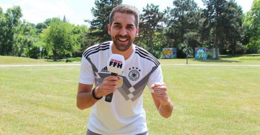 HIT RADIO FFH-Reporter Christian Belz berichtet live von der FIFA Fußball-Weltmeisterschaft 2018™ für HIT RADIO FFH andere deutsche Privatradiosender. (Bild: HIT RADIO FFH)