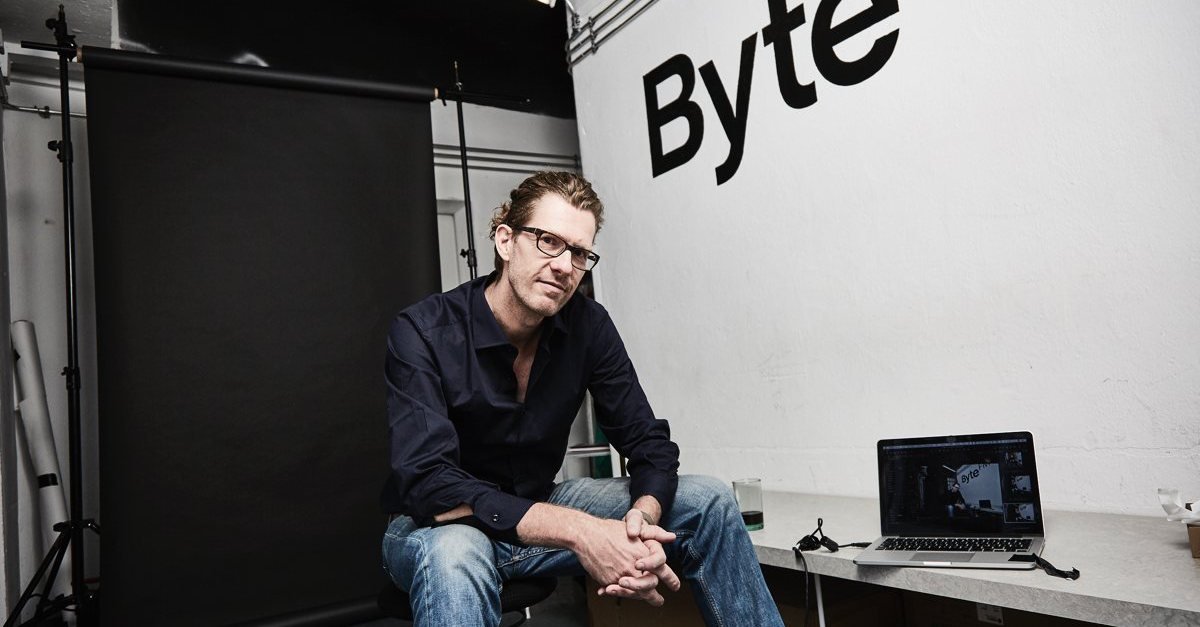 ByteFM-Chef Ruben Jonas Schnell (Bild: ©DirkPudwell)