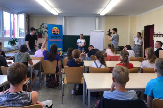 MDR TWEENS Schultour in Wittichenau, Klasse 6b aus der Oberschule „Korla Awgust Kocor“ (Bild: ©MDR/Sophie Lotzwik)