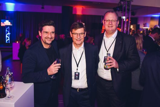 Alexander Kind (Programmchef R.SA), Friedrich A. Menze (Geschäftsführer Radio PSR und R.SA), Kai Fischer (Geschäftsführer Antenne Niedersachsen)
