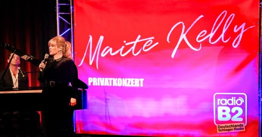 Maite Kelly beim radio B2 Privatkonzert, begleitet von Pianist Christoph Papendieck (Bild: ©twinkle)