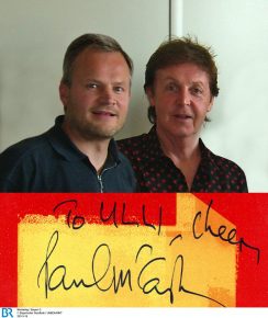 Ulli Wenger und Paul McCartney in Köln 2005 (Bild: privat)
