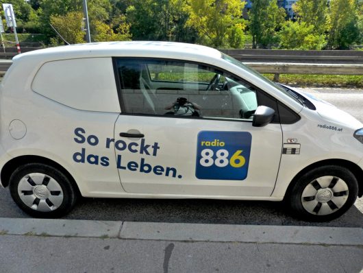 Promotion-Auto von 88.6 (Bild: ©Hendrik Leuker)
