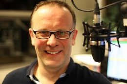 Dr. Harald Heckl im Radiostudio (Bild: Patrick Frey)