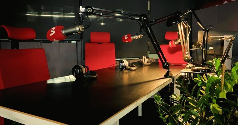 WP Radio-Studio