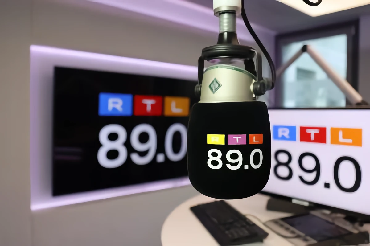 89.0 RTL Studio-Foto