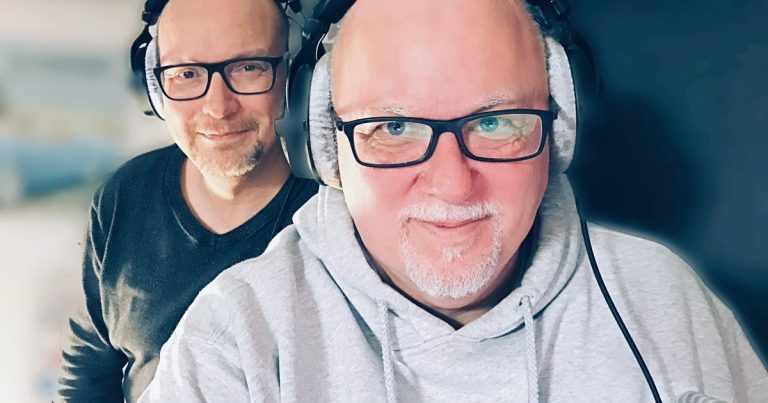 Jost Alpe und Hans Neuhaus bei Radio C Luxembourg (Bild: privat)