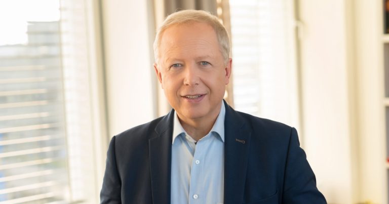 Tom Buhrow WDR-Intendant und ARD-Vorsitzender (2020) (Bild: © WDR/Annika Fußwinkel)