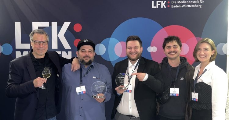 LFK-Medienpreis 2024-Preosträger/innen Rudi Kübler, Timo Freudenreich, Dominic Köstler, Erik Kasenow, Maria Eichwald (v.l.n.r.) (Bild: Radio free FM)